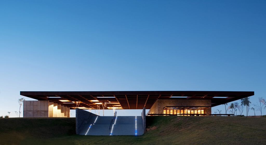 Alphaville Brasilia Welcome Center by Rocco, Vidal + arquitetos