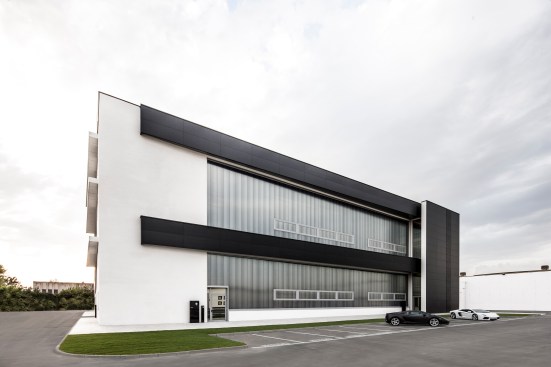 Exterior of the Protoshop Lamborghini.
