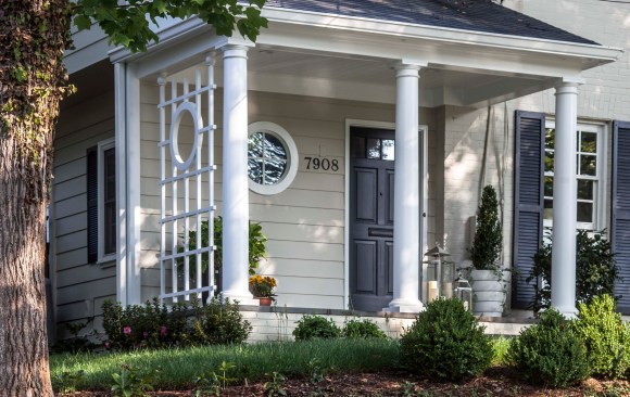 Entryway Porch - Front View