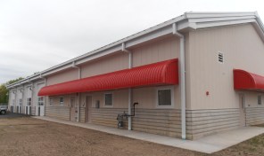 Floline's Series 100 Awning