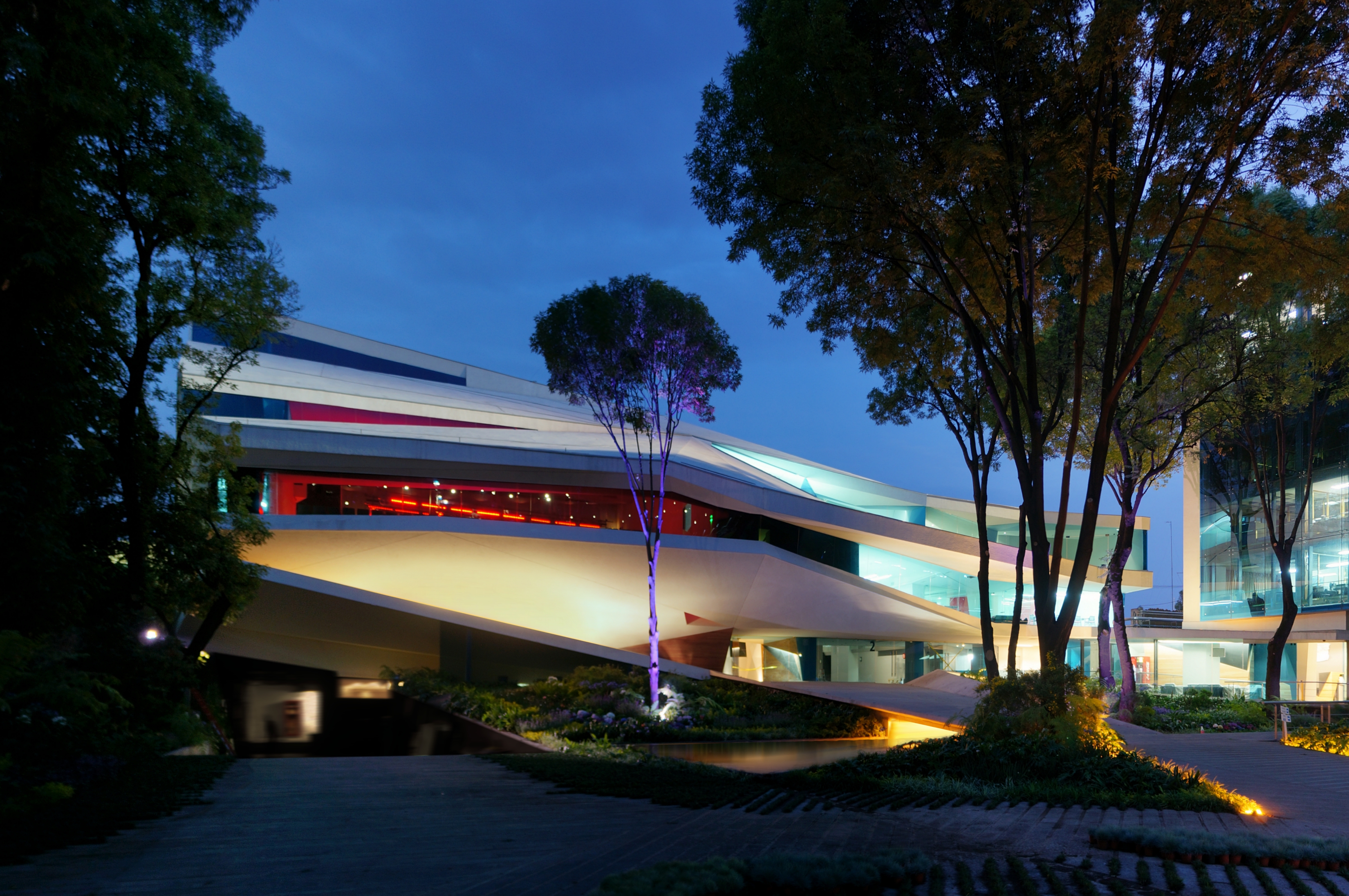 Centro Cultural Roberto Cantoral - Architect Magazine