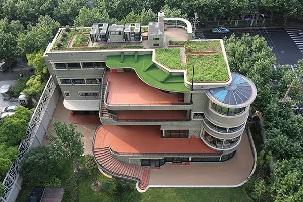 Designed by Laszlo Hudec, the green house in Shanghai opened to the public for the first time on Saturday in recognition of China's annual cultural heritage day. The 1938 house was the first in the city to have an elevator and air conditioning.
