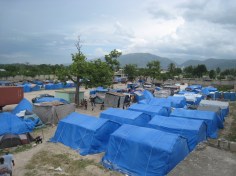 Paper+Shelter%2c+Haiti%2c+by+Shigeru+Ban+Architects