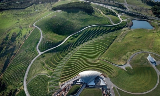 Landscape+Project+of+the+Year%3a+National+Arboretum+Canberra%2c+Australia%2c+designed+by+Taylor+Cullity+Lethlean+and+Tonkin+Zulaikha+Greer