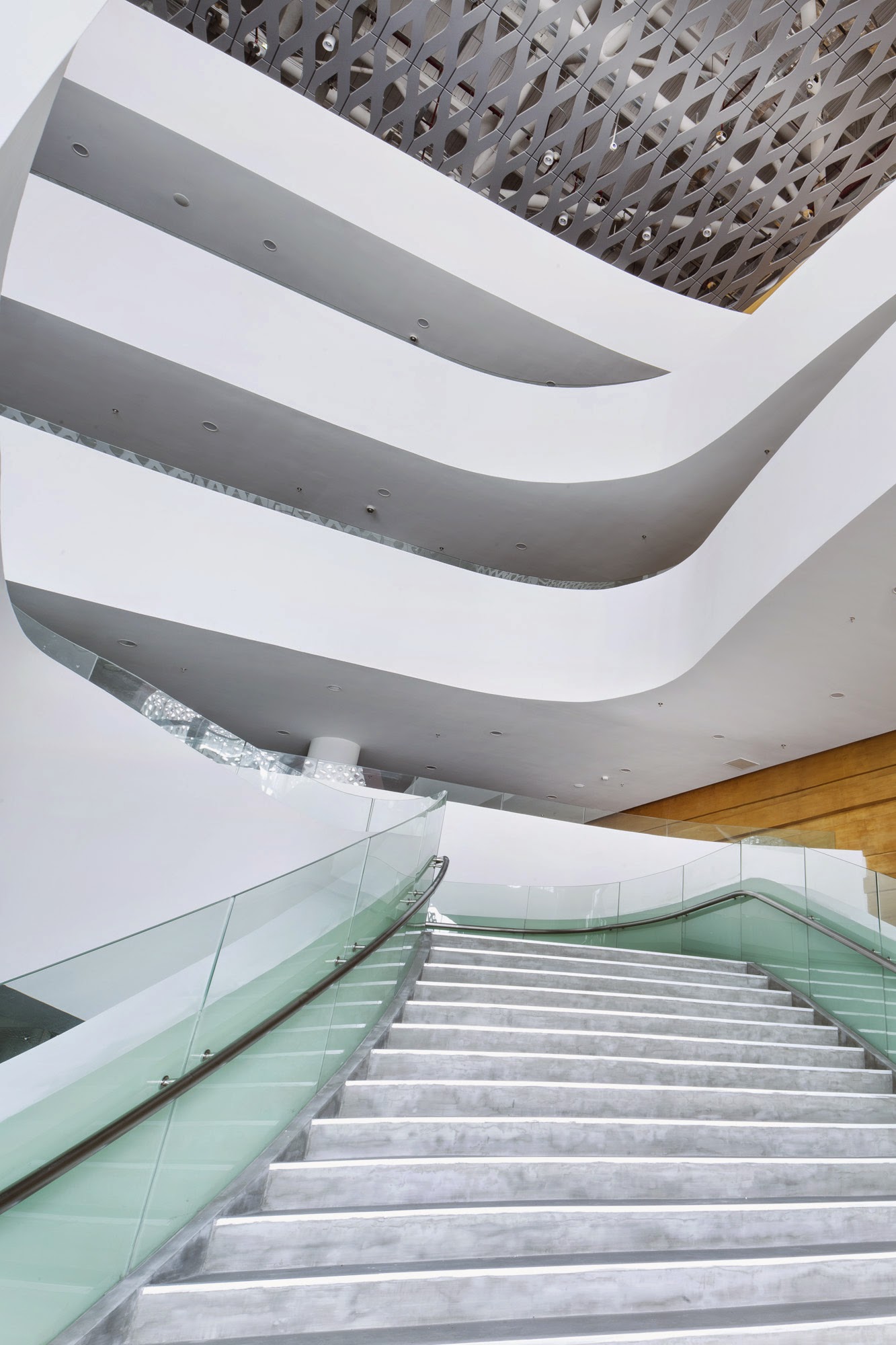 アート・デザイン・音楽 ARCHITECTURE IN CHINA アート・デザイン・音楽 ARCHITECTURE IN CHINA Studio ZX - Büro Ole