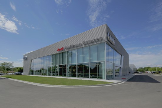 Audi+Hoffman+Estates+dealership%c2%a0in+Illinois+showcases+Tubelite%e2%80%99s+400+Series+curtainwall+and+reflects+the%c2%a0efficiency%2c+performance%2c+luxury+and+environmental+themes+of+its+vehicles.