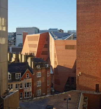London+School+of+Economics+%e2%80%93+Saw+Swee+Hock+Student+Centre+by+O%e2%80%99Donnell+%2b+Tuomey+Architects