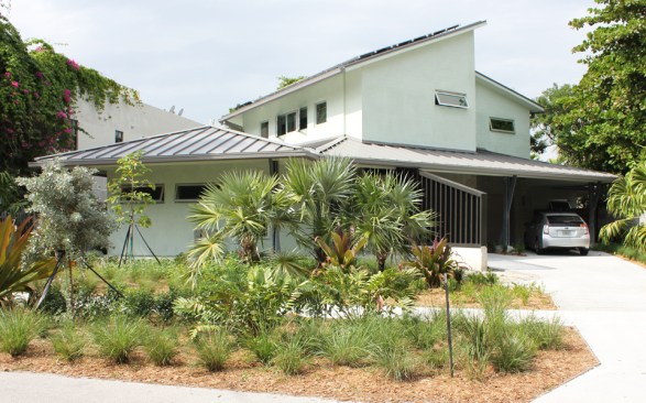 Exterior+front