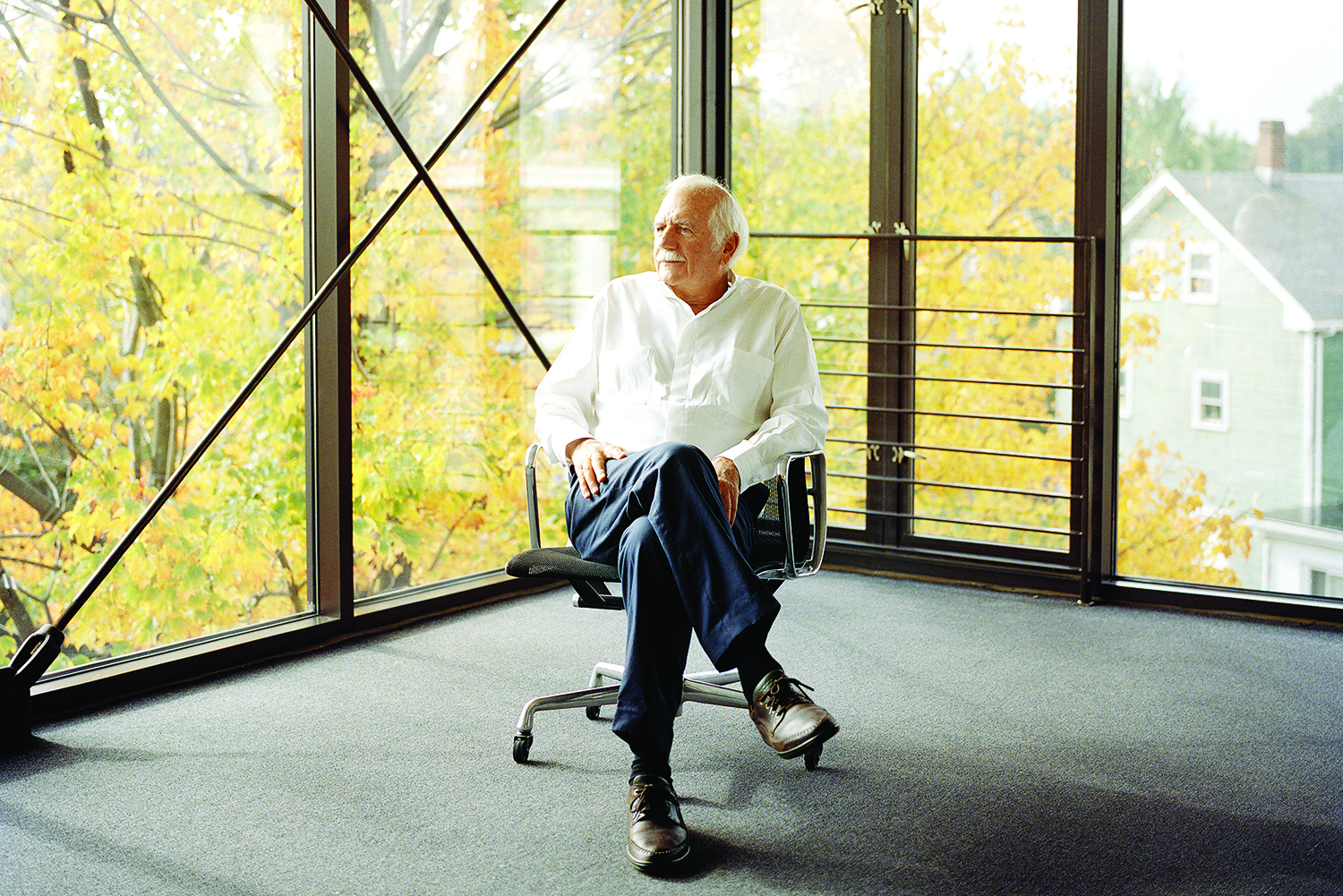 Looking Back at Moshe Safdie's Philosophy and Influential Works