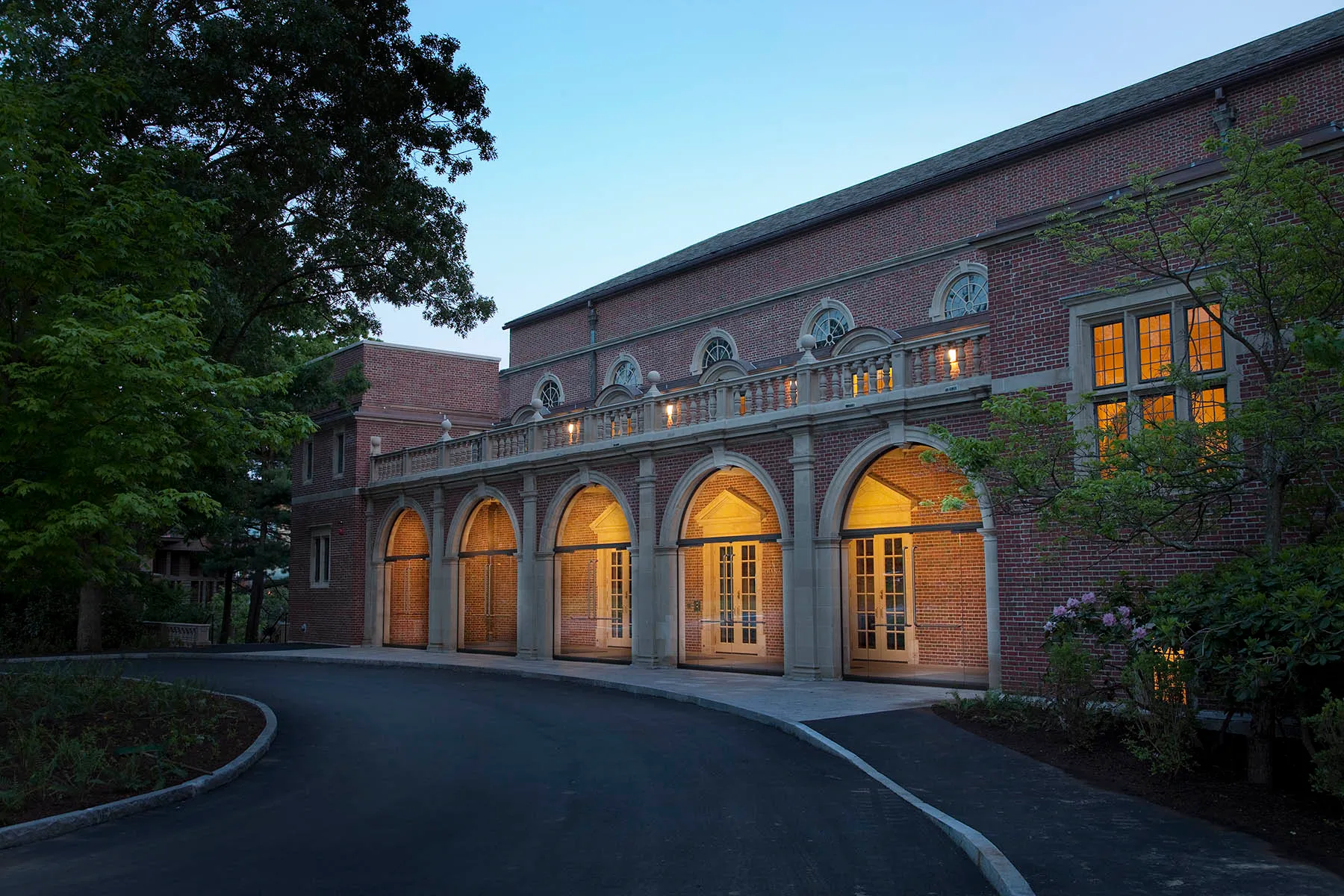Wellesley College, Diana Chapman Walsh Alumnae Hall - Architect 