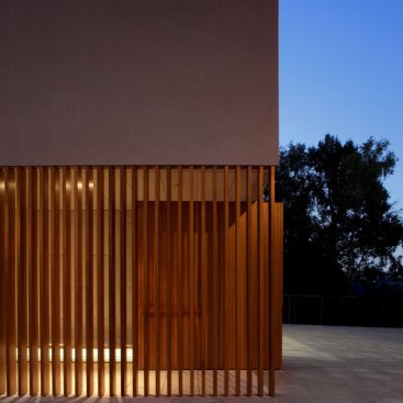 The+initial+idea+was+to+create+a+spiritual+building+which+was+private%2c+a+solid+element+carved+out+or+punched+to+create+light+and+privacy