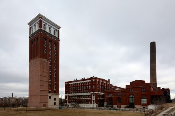 The original "Sears Tower." Built from 1905 to 1906, the Sears, Roebuck, and Company Complex by architects Nimmons and Fellows on Chicago's west side is listed on the National Register of Historic Places and is archived in a new database of Chicago buildings.
