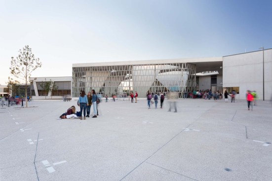 Deutsche Schule Madrid – German School Madrid – GRUENTUCH ERNST ARCHITECTS