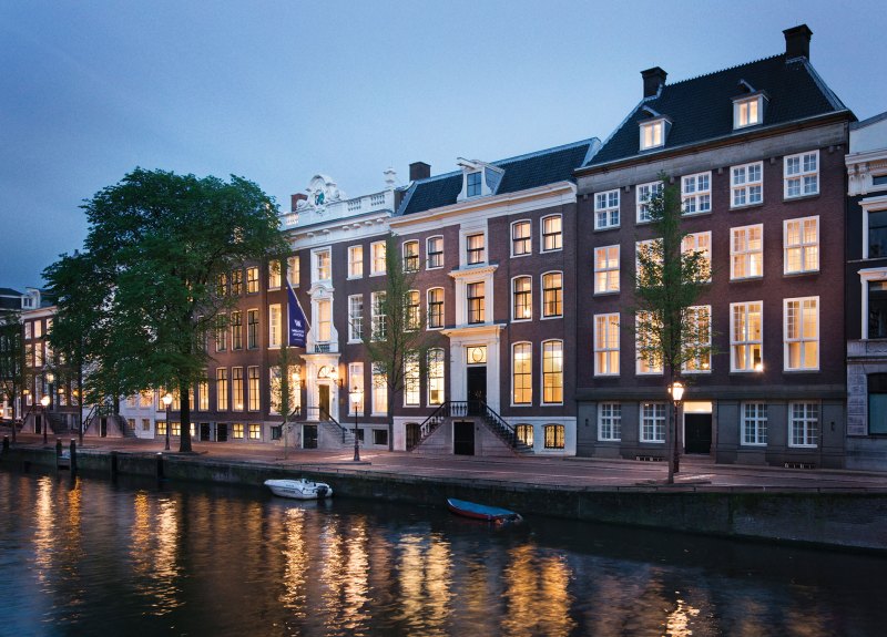 The Waldorf Astoria Amsterdam occupies six contiguous 17th- and 18th-century grand houses on the Herengracht canal.