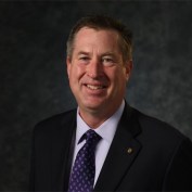 Lance Bennett