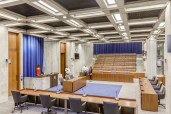Lighting hierarchy was achieved with the brightest light levels at the chamber floor and focal light on the Chamber President’s podium.