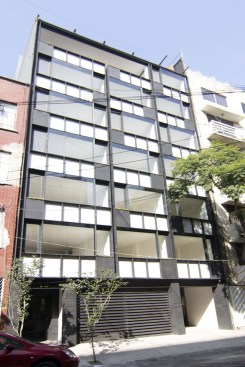 Edificio Yang Tse No. 13 - Boue Arquitectos