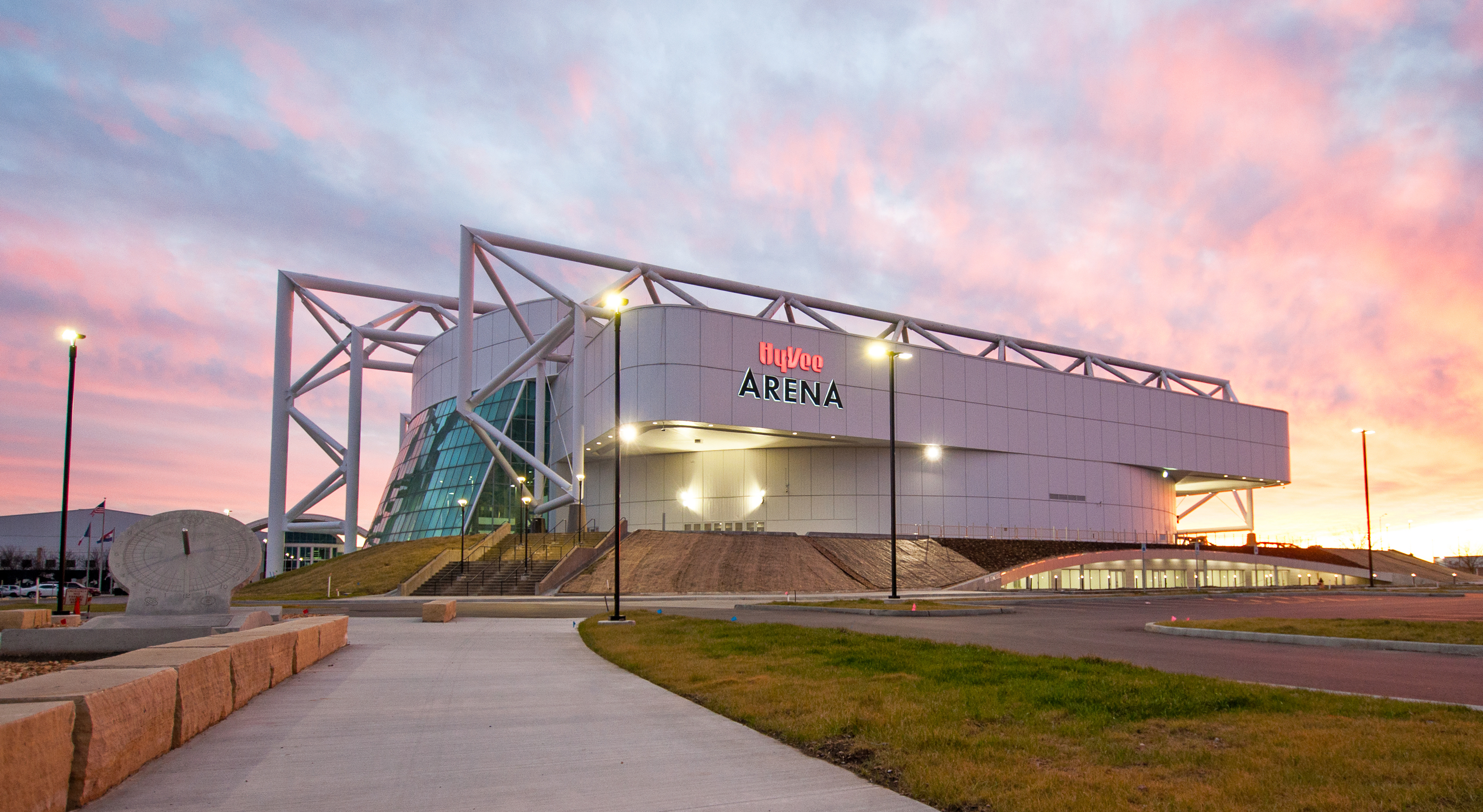 【貴重】ARENA 37℃ SUPER BEST 2007 HyVee Arena - Architect Magazine