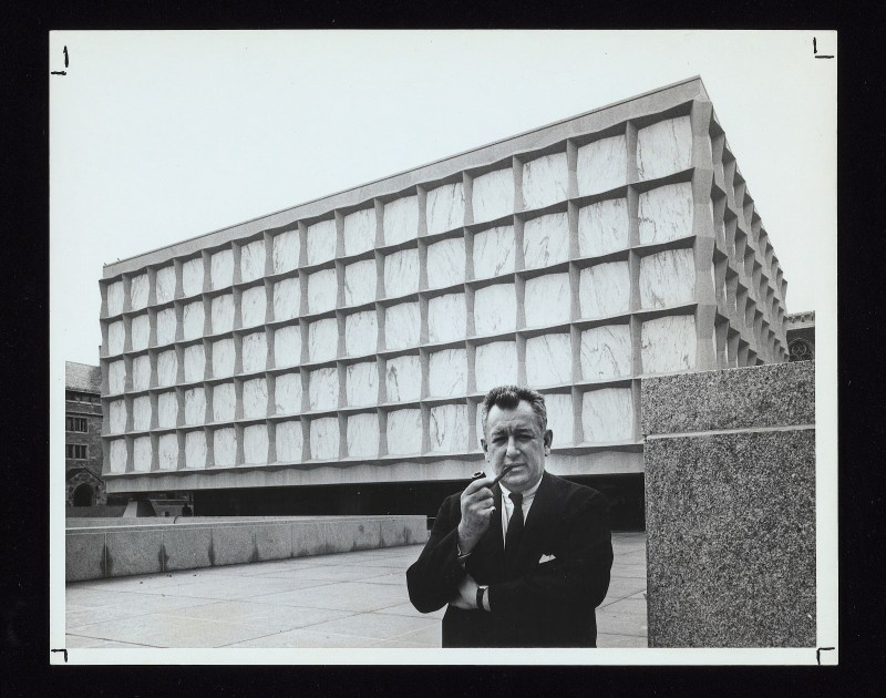 Gordon Bunshaft in front of Beinecke Library at Yale, 1963
