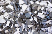 Shredded material from Signify’s 3D-printed luminaires, which are recyclable