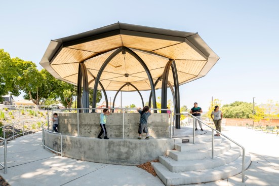 Kiwanis Methow Park Kiosko
