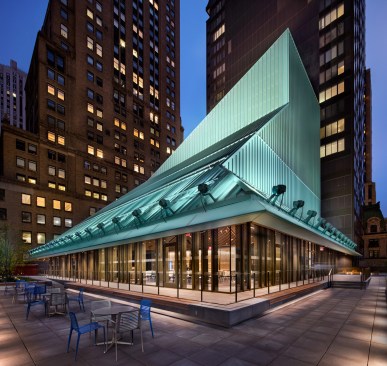 The Stavros Niarchos Foundation Library is a powerhouse of wisdom, and its street presence brings drama and magic to Manhattan, visibly expressed with its 'Wizard Hat’.
