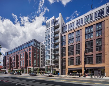 H Street View looking west