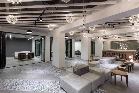 Show space