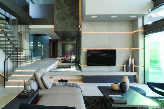 TV Lounge 