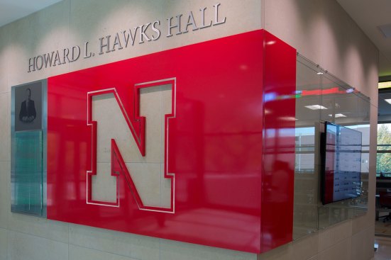 Howard L. Hawks Hall
Howard L. Hawks Hall opened in August 2017 and is the new home for the University of Nebraska-Lincoln’s College of Business. Created by Nashville-based experiential design firm Advent, storytelling displays throughout the facility reinforce the College of Business’ mission to educate and mold the next generation of business leaders and set the backdrop for high-impact research. 
