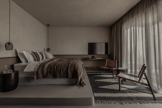 Art Director: Visionalphabet Interior stylist: Priszcilla Varga