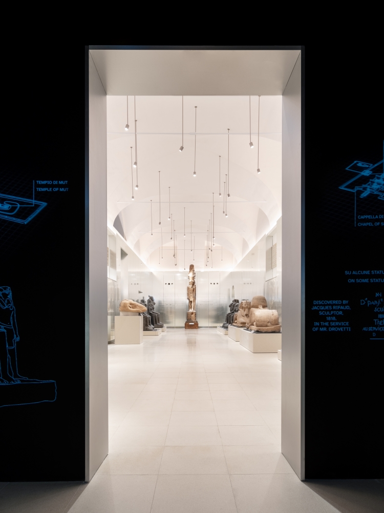 Architecture Meets Archeology: OMA Sheds Light on Ancient Artifacts
