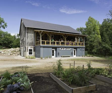 +The+lower+level+addition+to+the+barn+at+the+Kalamazoo+Nature+Center+Camp%2c+located+directly+beneath+the+new+wood+deck%2c+contains+two+new+ADA-compliant+bathrooms+with+dual+flush+toilets+and+low-flow+faucets+to+conserve+water.