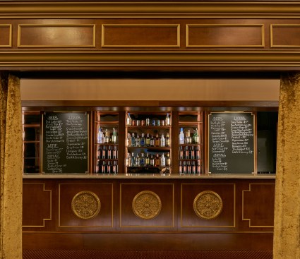 Lincoln Theatre Bar by CORE architecture + design