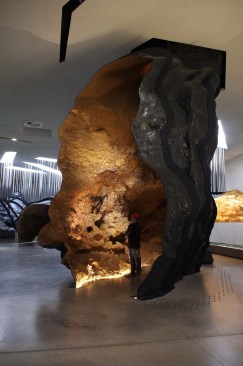 Photographies de commande passée par Cassonmann. Centre International de l'Art pariétal. Montignac-Lascaux, France