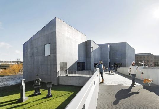 The Hepworth Wakefield is located in Yorkshire and designed by David Chipperfield Architects. The odds are stacked in this buildings favor to win, given this is the firm's eighth time being shortlisted for the prize. The firm won in 2007 for the Museum of Modern Literature located in Marbach, Germany.