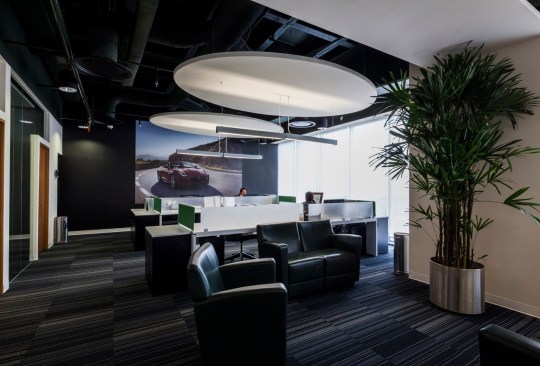 Corporativo Land Rover Jaguar - Serrano Monjaraz Arquitectos