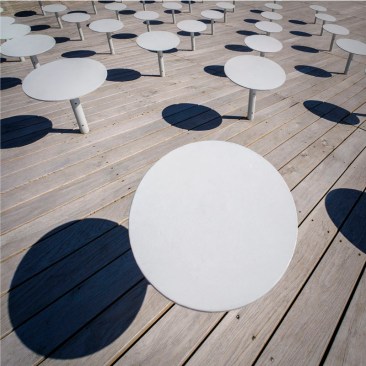Tables+and+chairs.