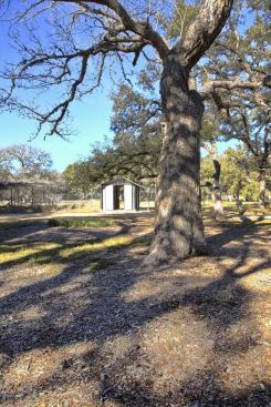 2013+RADA+%2f+Outbuilding+%2f+Merit+Award%3a+Garden+Gateway%2c+Sisterdale%2c+Texas+%2f+John+Grable+Architects