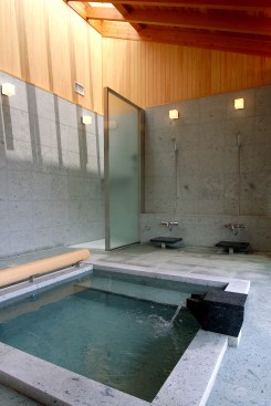 Hot springs Bathroom