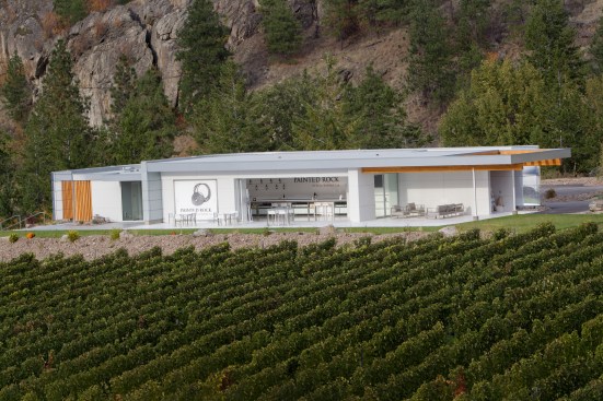 Painted+Rock+Estate+Winery+Tasting+Room+clad+in+Alucobond+ACM
