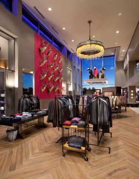Main level: men's department