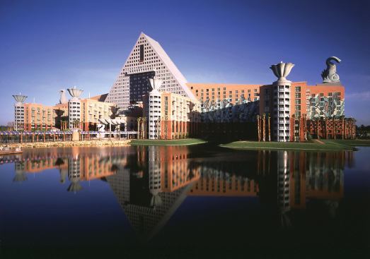 The+Dolphin+hotel.