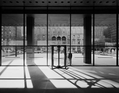 Seagram Building, New York, by Mies van der Rohe with Philip Johnson.