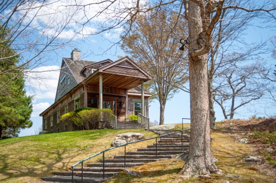 Hilltop House