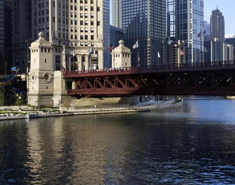 Wabash Avenue Riverwalk canopy