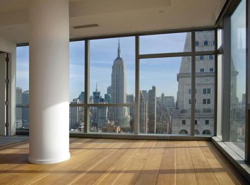 The pods give the structure a sense of lightness, say the architects at CetraRuddy. Floor-to-ceiling glass in each unit provides abundant views of the city.