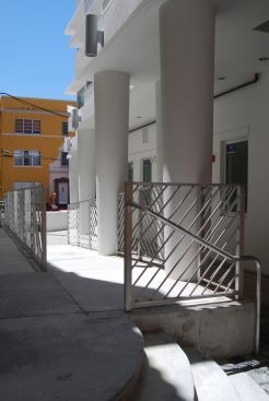 Shared+Courtyard+with+Villa+Maria