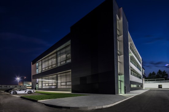 Exterior of the Protoshop Lamborghini.
