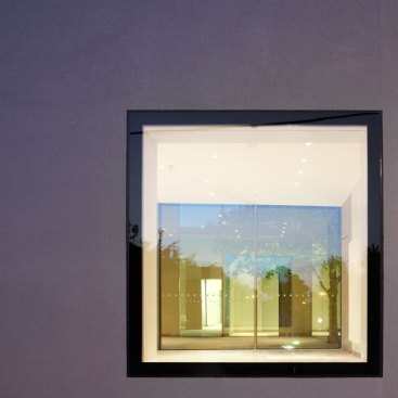 Solid+element%2c+which+is+carved+out+or+punched+to+create+light+and+privacy